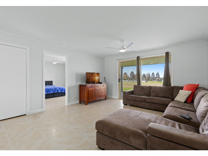 31 Duff Road, Bony Mountain QLD 4370