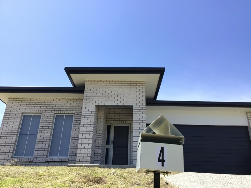 4 Natasha Drive, Warwick QLD 4370