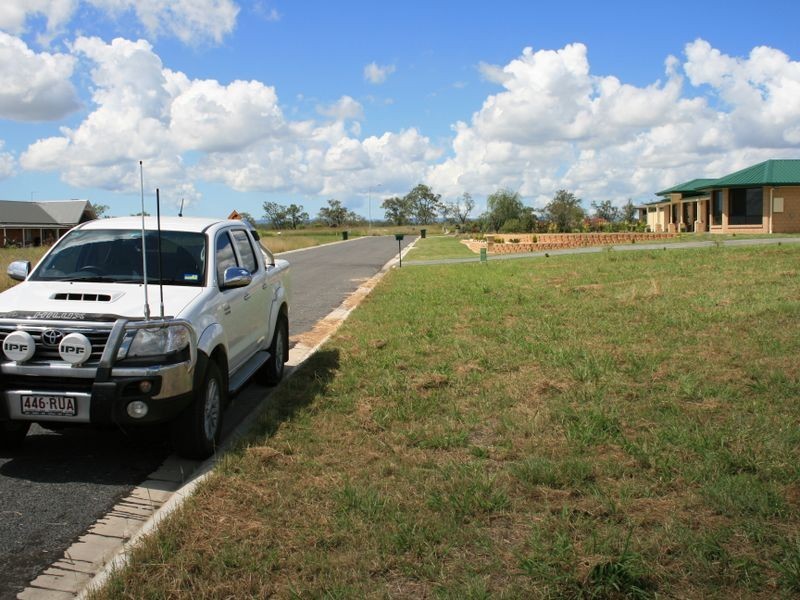 25 Derain Drive, Warwick QLD 4370