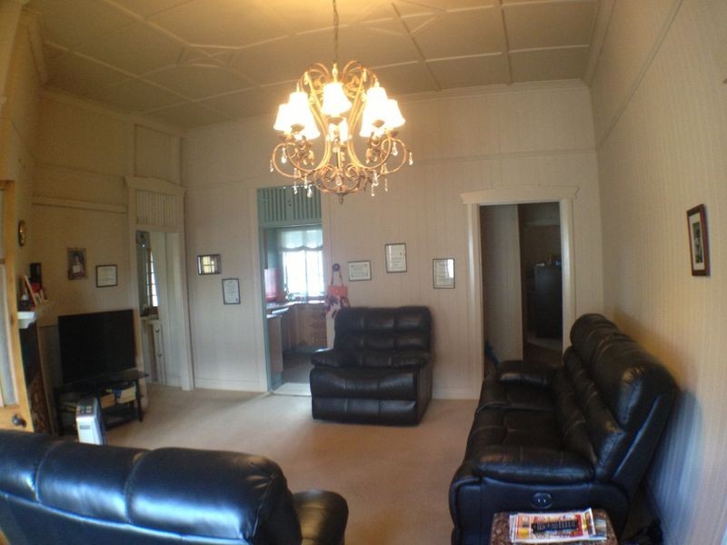 83 Guy Street, Warwick QLD 4370