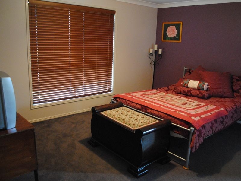 7a North Street, Rosenthal Heights QLD 4370