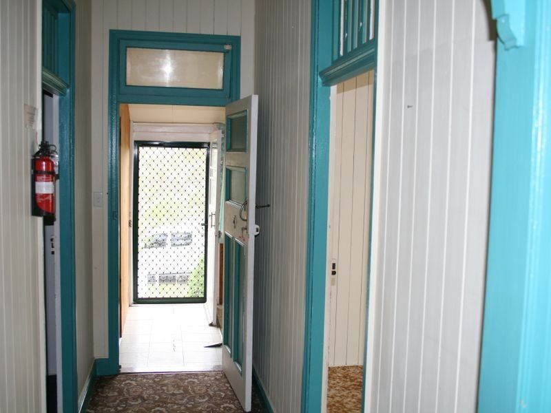 13 McEvoy St, Warwick QLD 4370