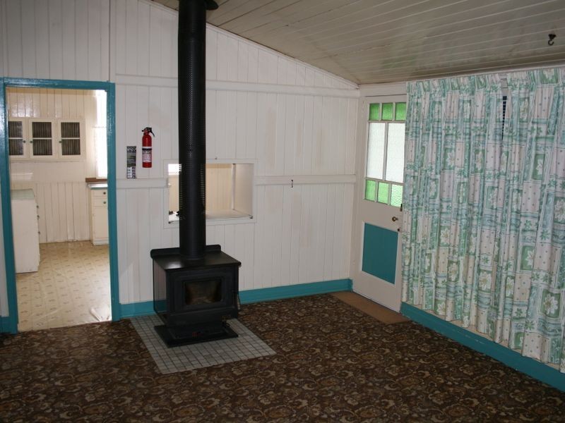 13 McEvoy St, Warwick QLD 4370