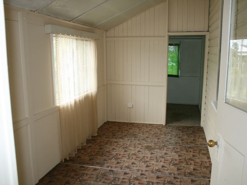 13 McEvoy St, Warwick QLD 4370