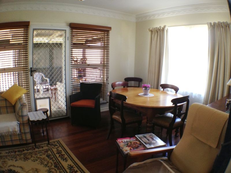 9 Gladfield St, Allora QLD 4362