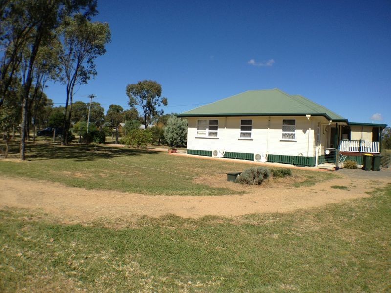 9 Gladfield St, Allora QLD 4362