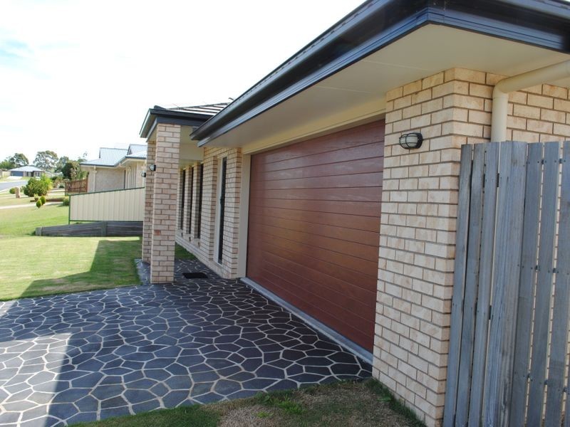 8 Himyar Drive, Warwick QLD 4370