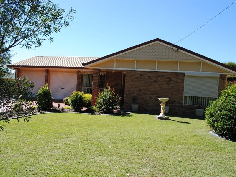 92 Weewondilla Road, Warwick QLD 4370