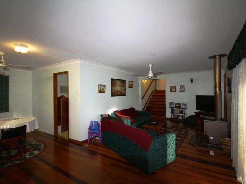 10 Gilbert Crescent, Warwick QLD 4370