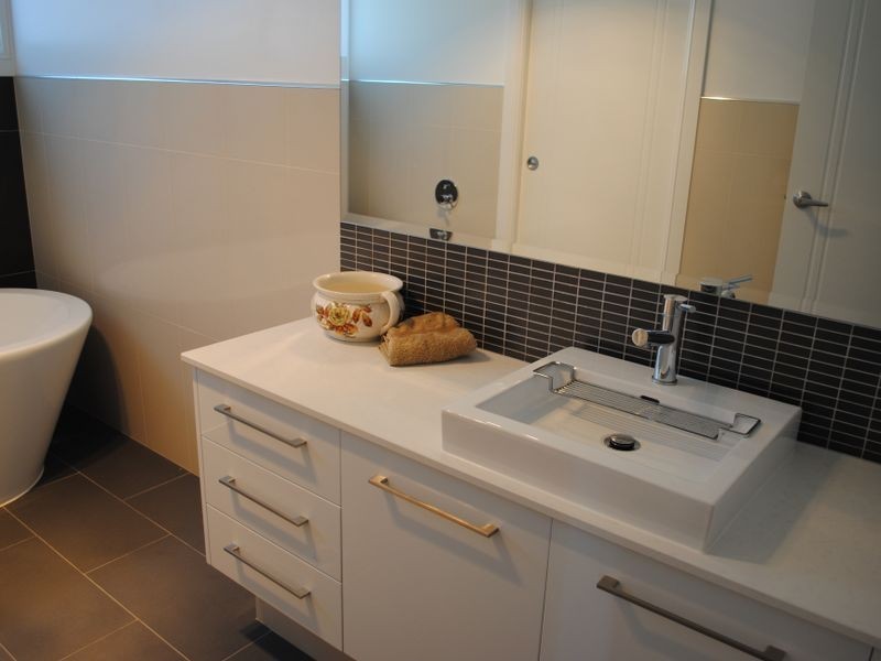 5 Weewondilla Road, Warwick QLD 4370