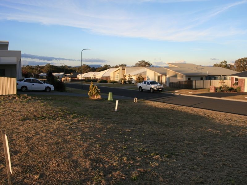 12 Floribunda Avenue, Warwick QLD 4370