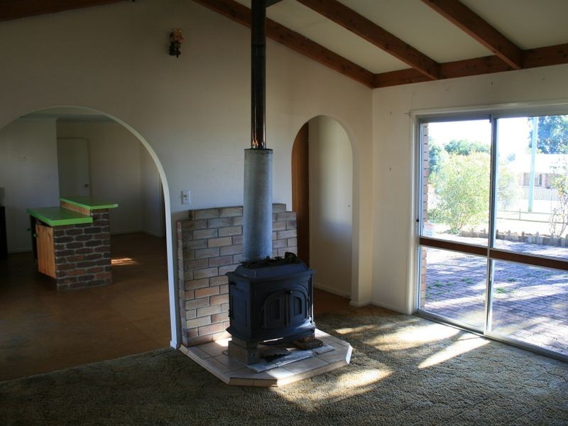 10 Robyn Street, Warwick QLD 4370