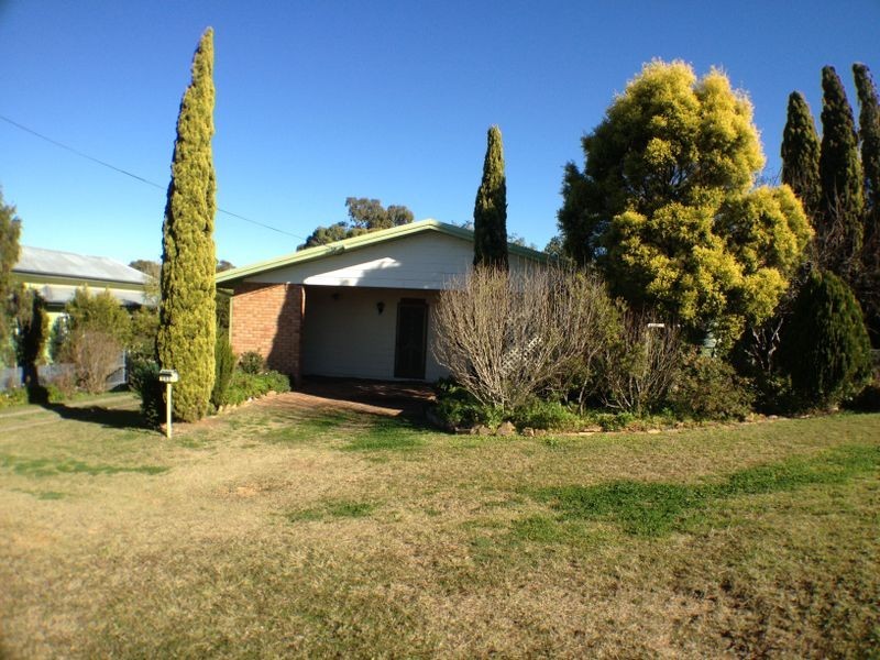 143 Dragon St, Warwick QLD 4370