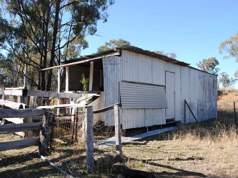 18325 Cunningham Highway, Karara QLD 4352