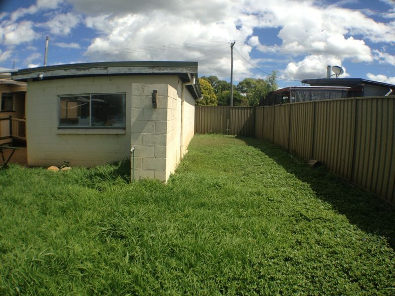 24 Forde St, Allora QLD 4362