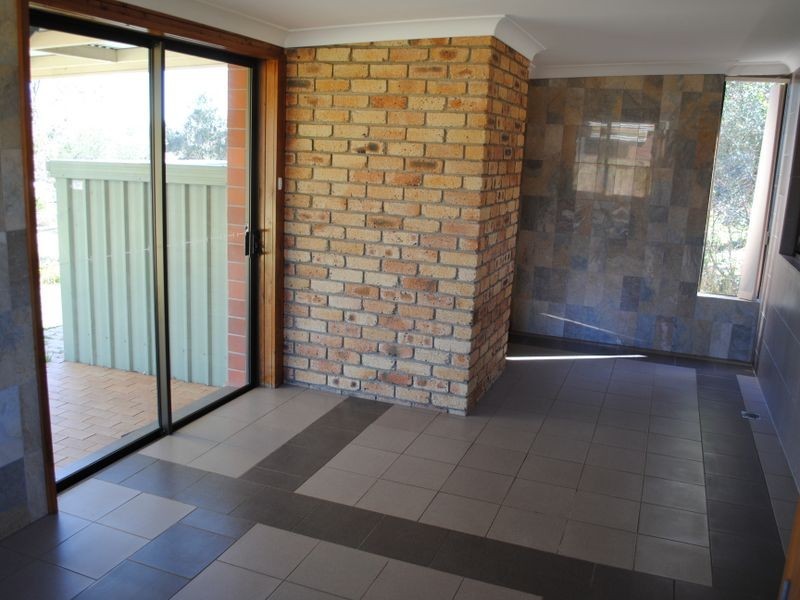 21 Vanneck Street, Yangan QLD 4371