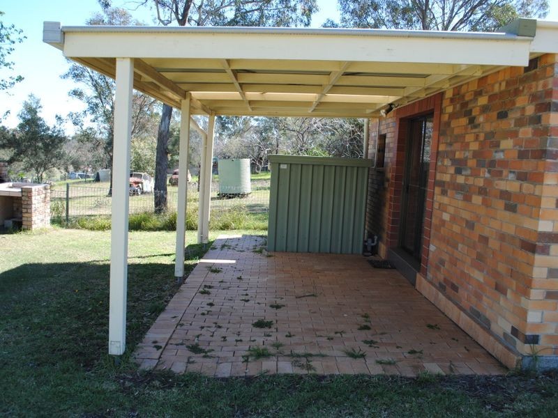 21 Vanneck Street, Yangan QLD 4371