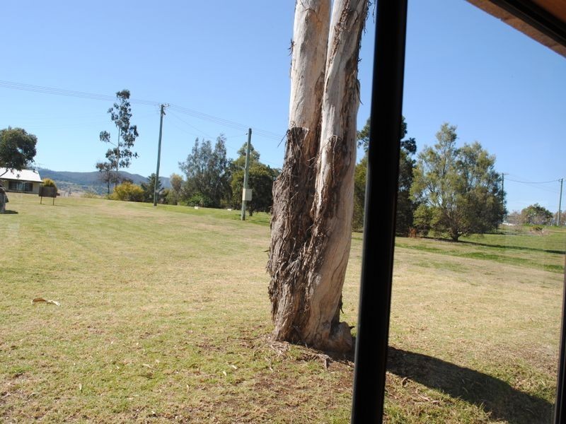 21 Vanneck Street, Yangan QLD 4371