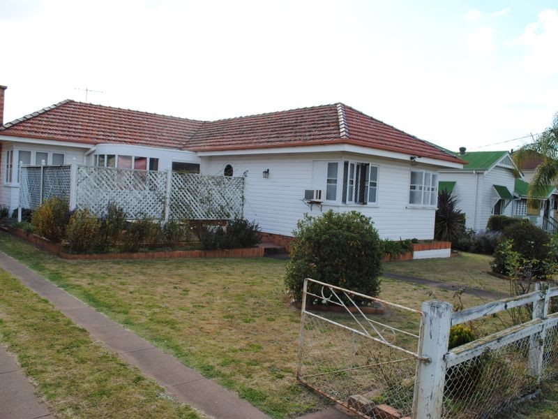 89A Dragon Street, Warwick QLD 4370