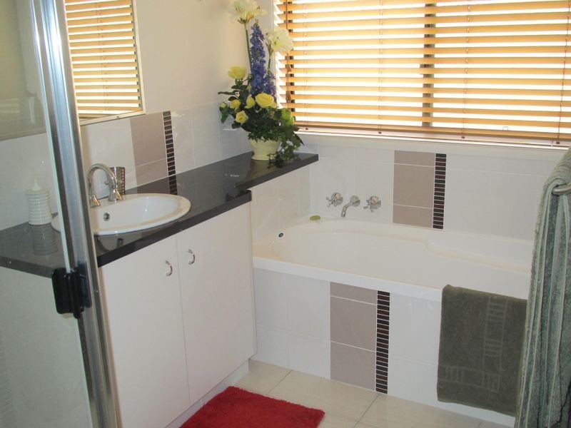 25 Iceberg Court Mulberry Ridge Estate, Warwick QLD 4370