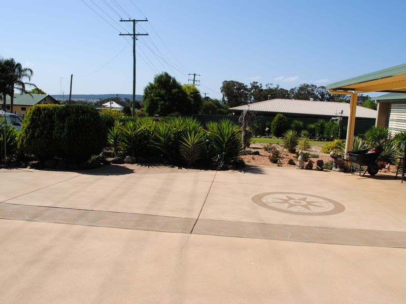 12 Diery Street, Warwick QLD 4370