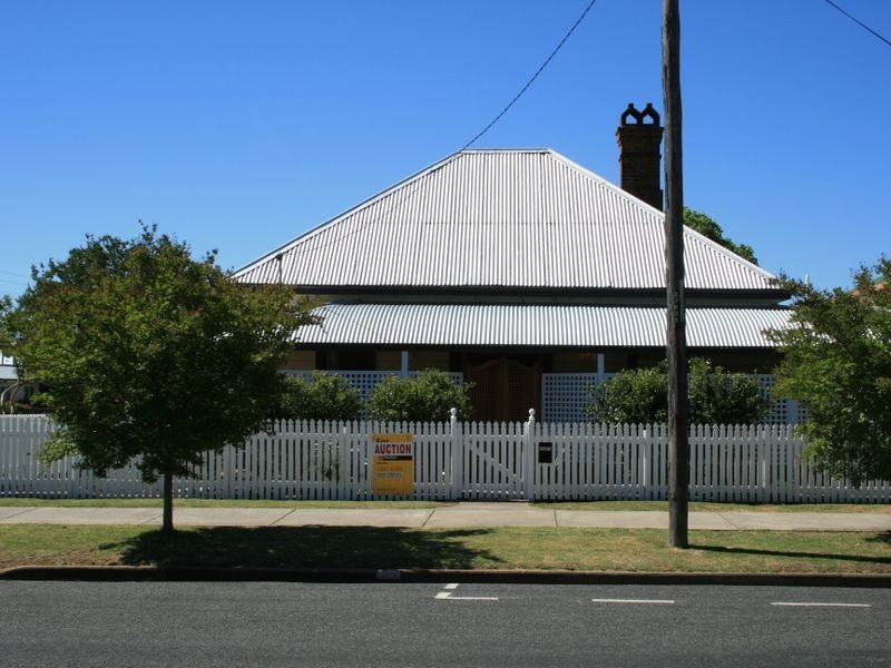 125 Grafton Street, Warwick QLD 4370