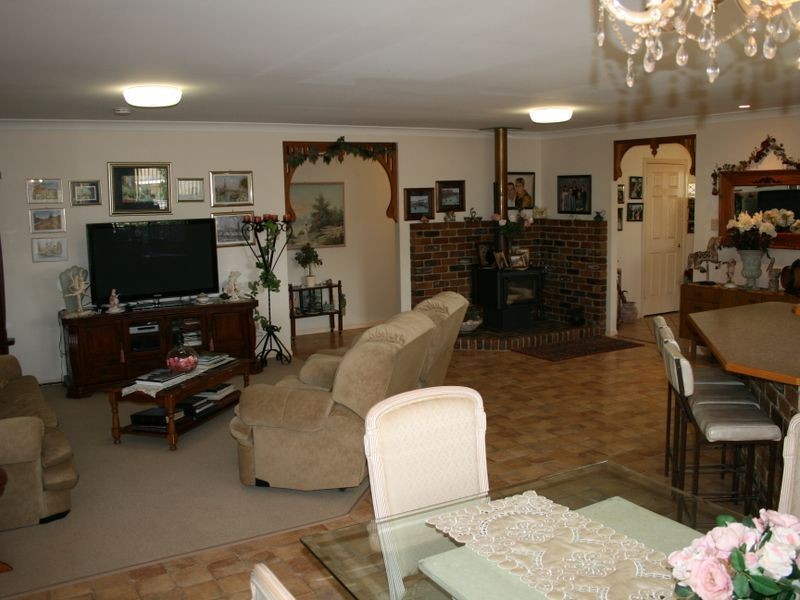 1 Rebecca Court, Warwick QLD 4370