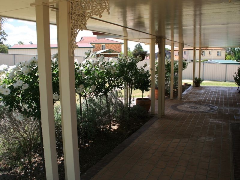 1 Rebecca Court, Warwick QLD 4370