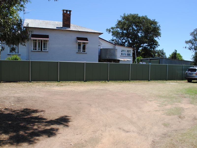 21 Pratten Street, Warwick QLD 4370