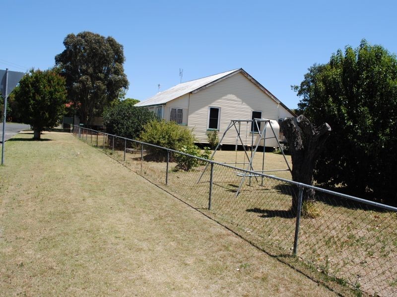 21 Pratten Street, Warwick QLD 4370