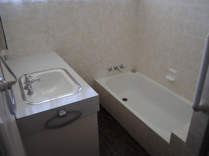 10 Bertram Street, Warwick QLD 4370