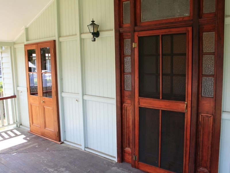 33 Locke Street, Warwick QLD 4370