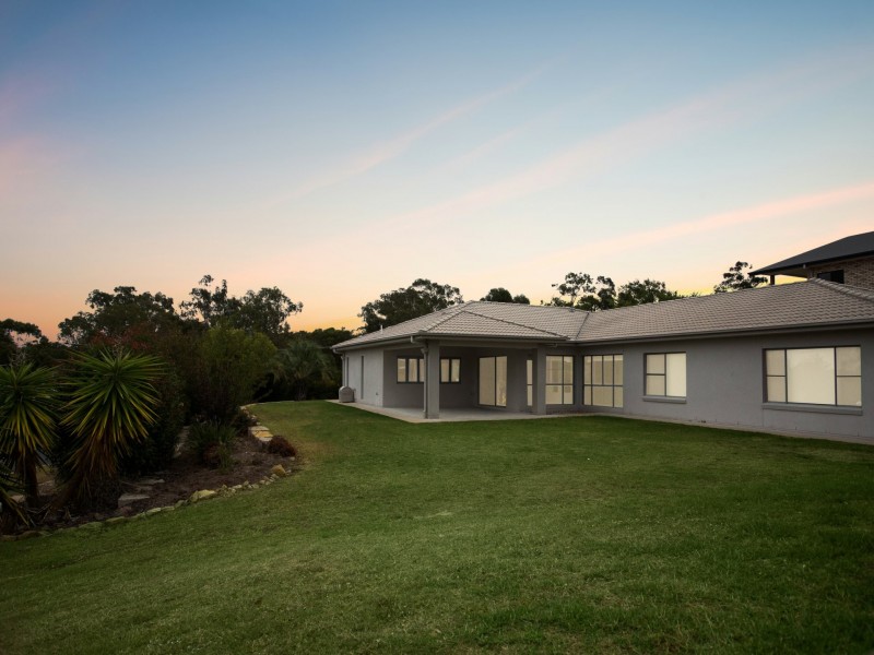 2 Rodeo Drive, Warwick QLD 4370