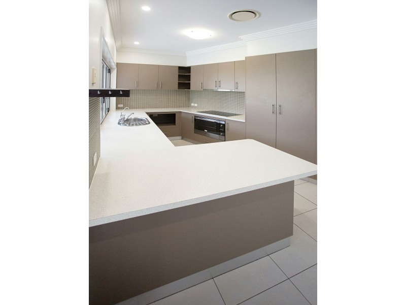 2 Rodeo Drive, Warwick QLD 4370