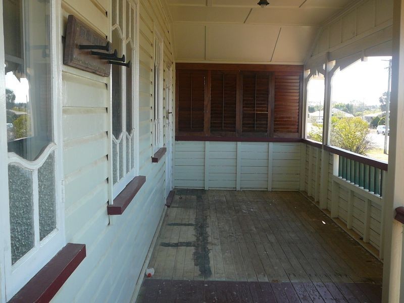 16 Albert Street, Warwick QLD 4370