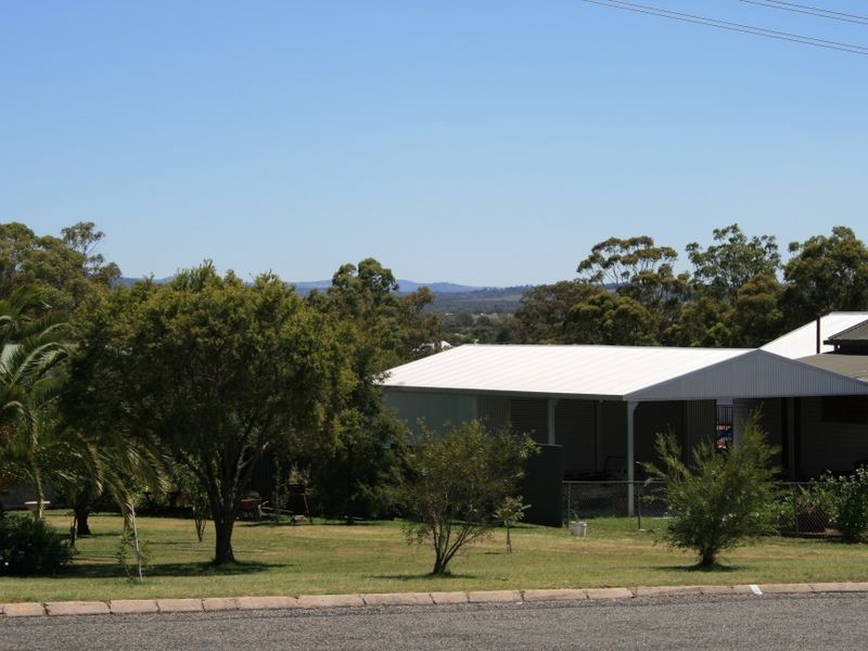 25 Rowland Street, Warwick QLD 4370