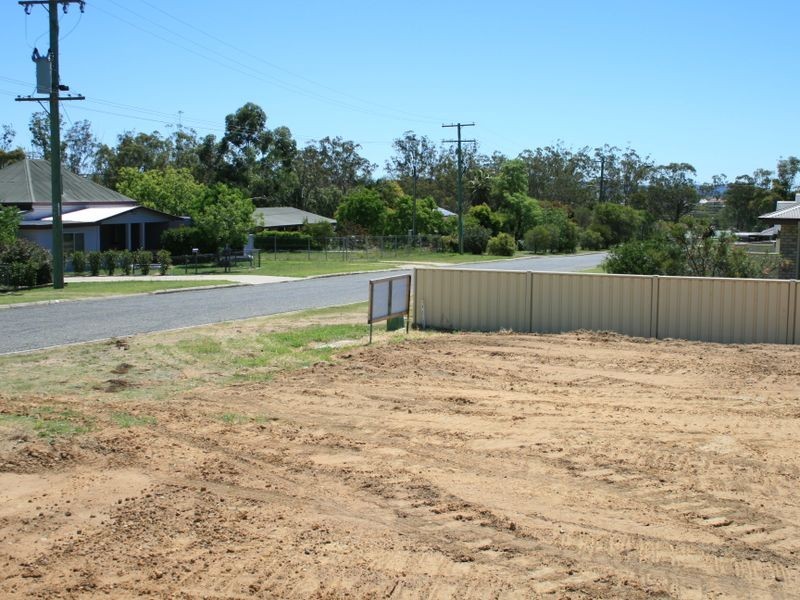 25 Rowland Street, Warwick QLD 4370