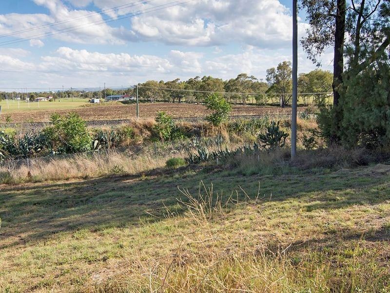 7 Coe Street, Warwick QLD 4370