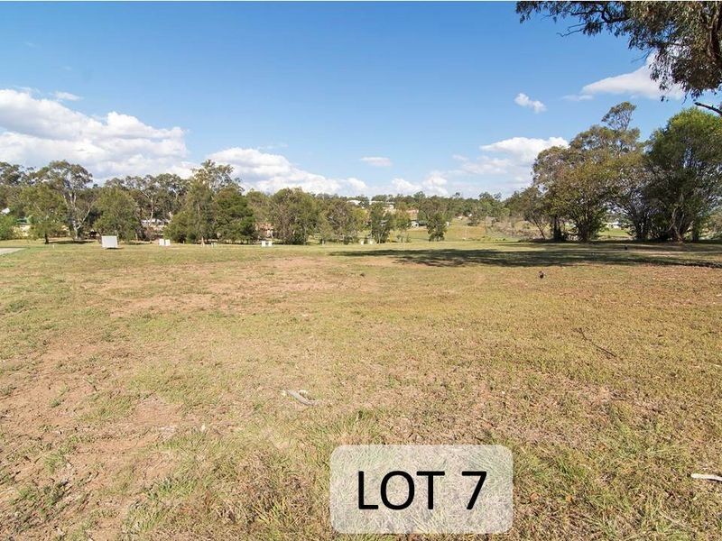 1 Coe Street, Warwick QLD 4370