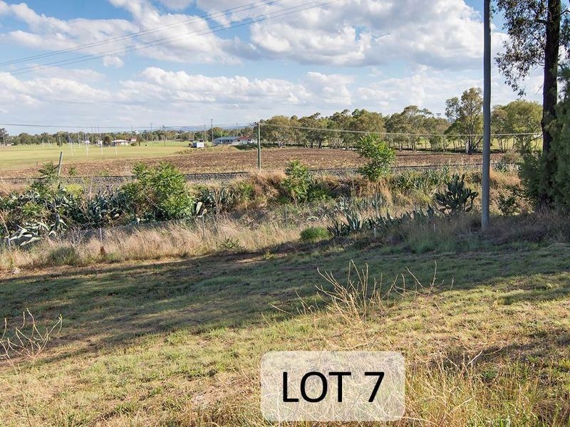 1 Coe Street, Warwick QLD 4370