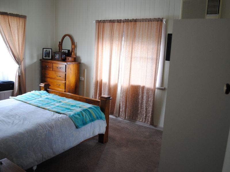 12 Severn Street, Texas QLD 4385