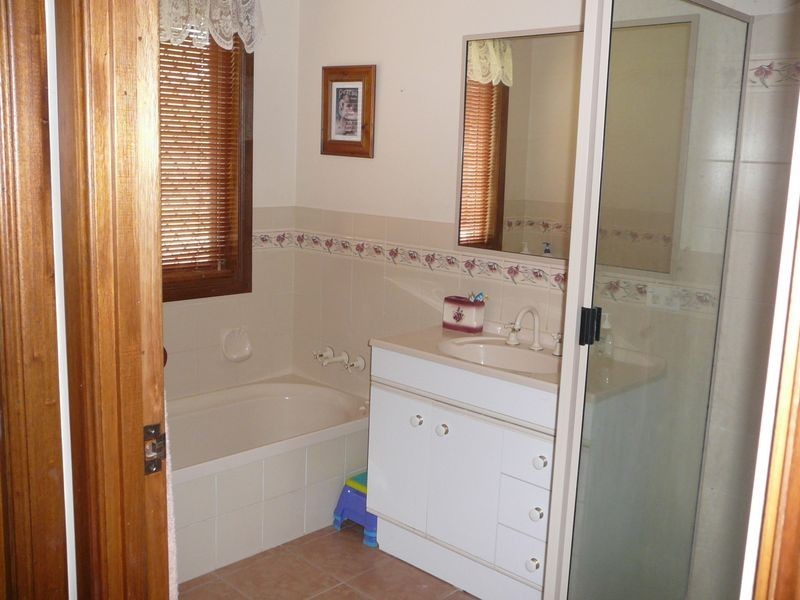 70 Glen Road, Warwick QLD 4370