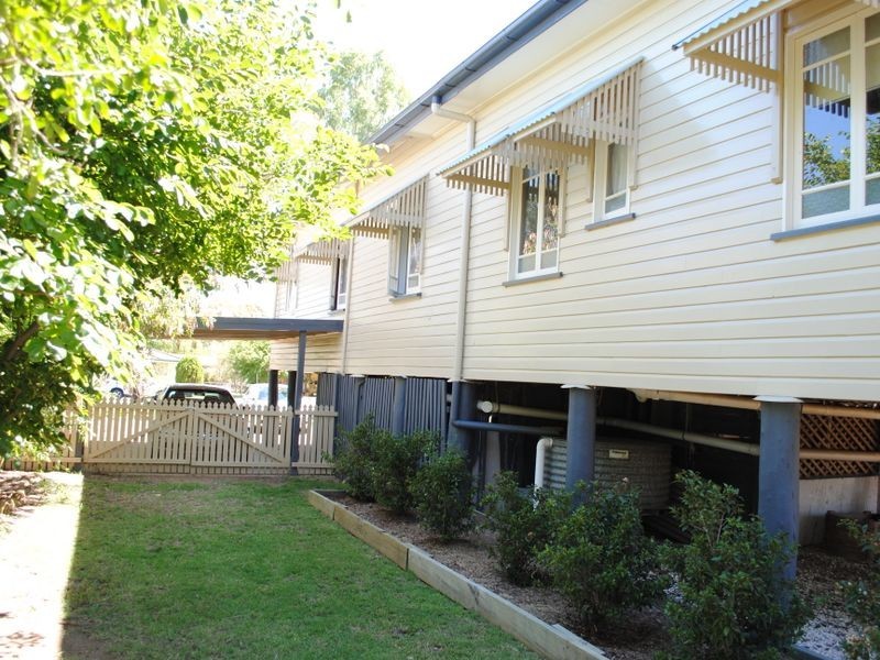 112 Fitzroy Street, Warwick QLD 4370