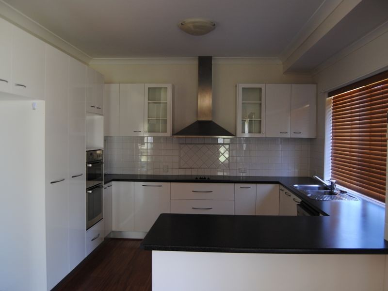 5 Chapel Court, Warwick QLD 4370