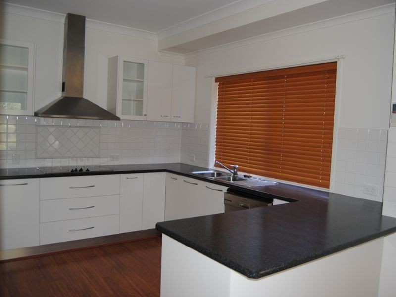 5 Chapel Court, Warwick QLD 4370