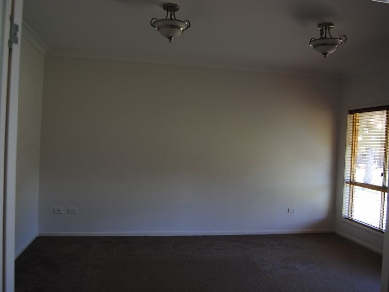 5 Chapel Court, Warwick QLD 4370