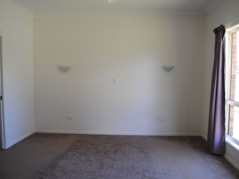 5 Chapel Court, Warwick QLD 4370