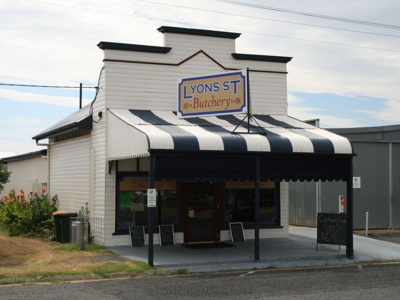 9 Lyons Street, Warwick QLD 4370