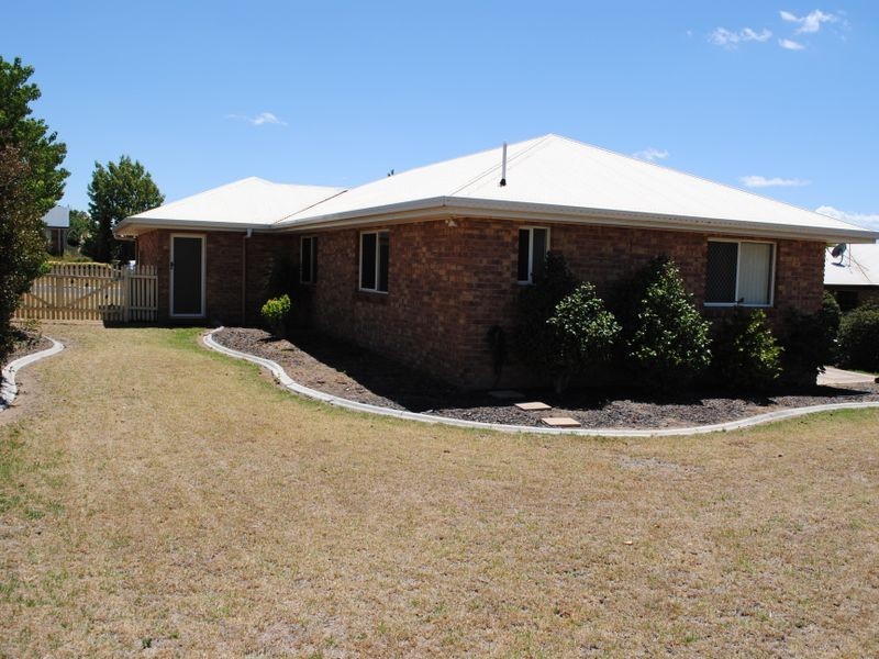 10 Flynn Drive, Warwick QLD 4370