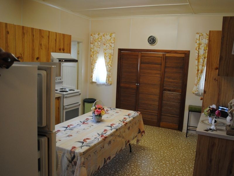 28 Wilga Avenue, Warwick QLD 4370